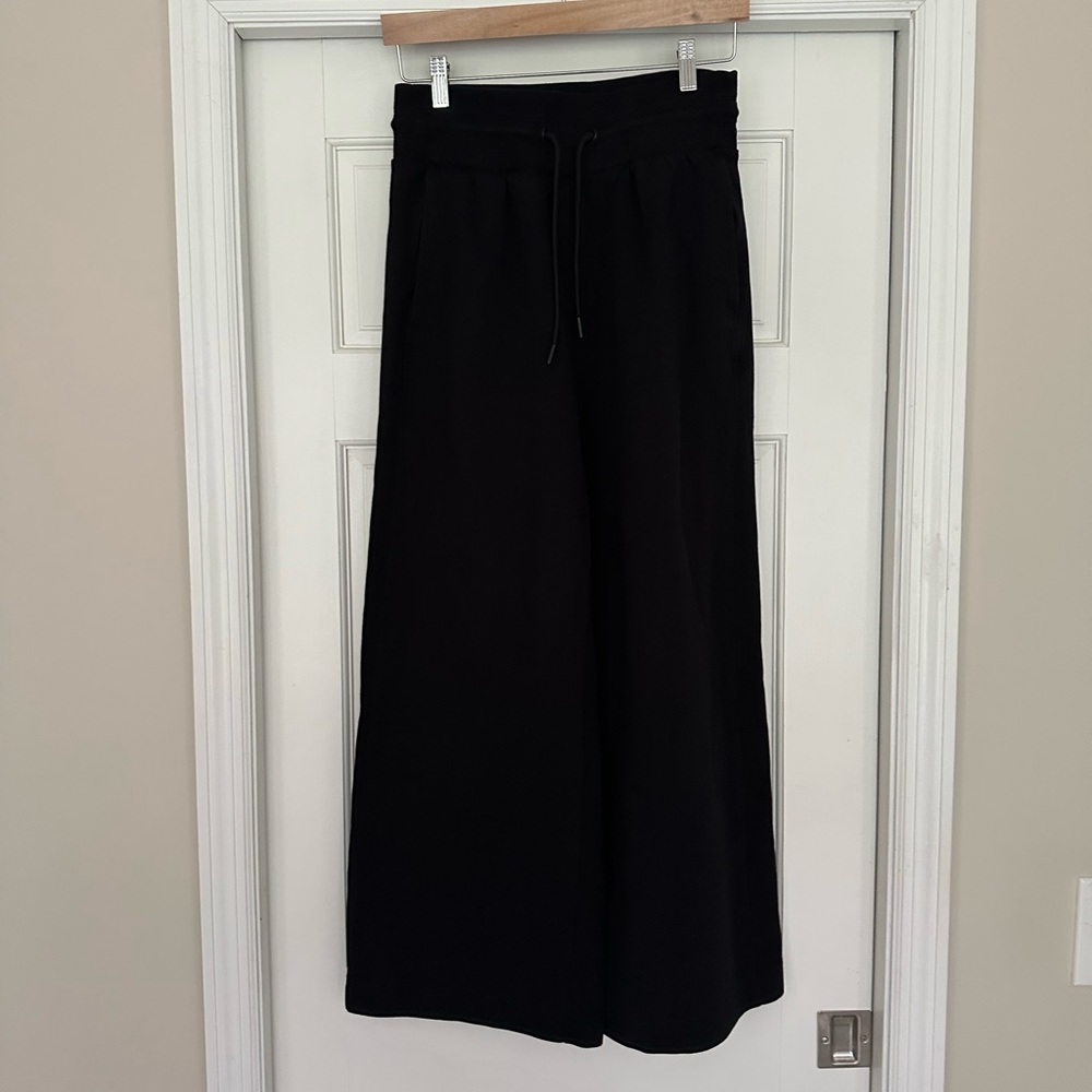 Old Navy Women's Wide Leg Activewear Pants - Black